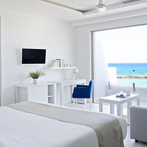 2 Bedroom Island Suite Seafront